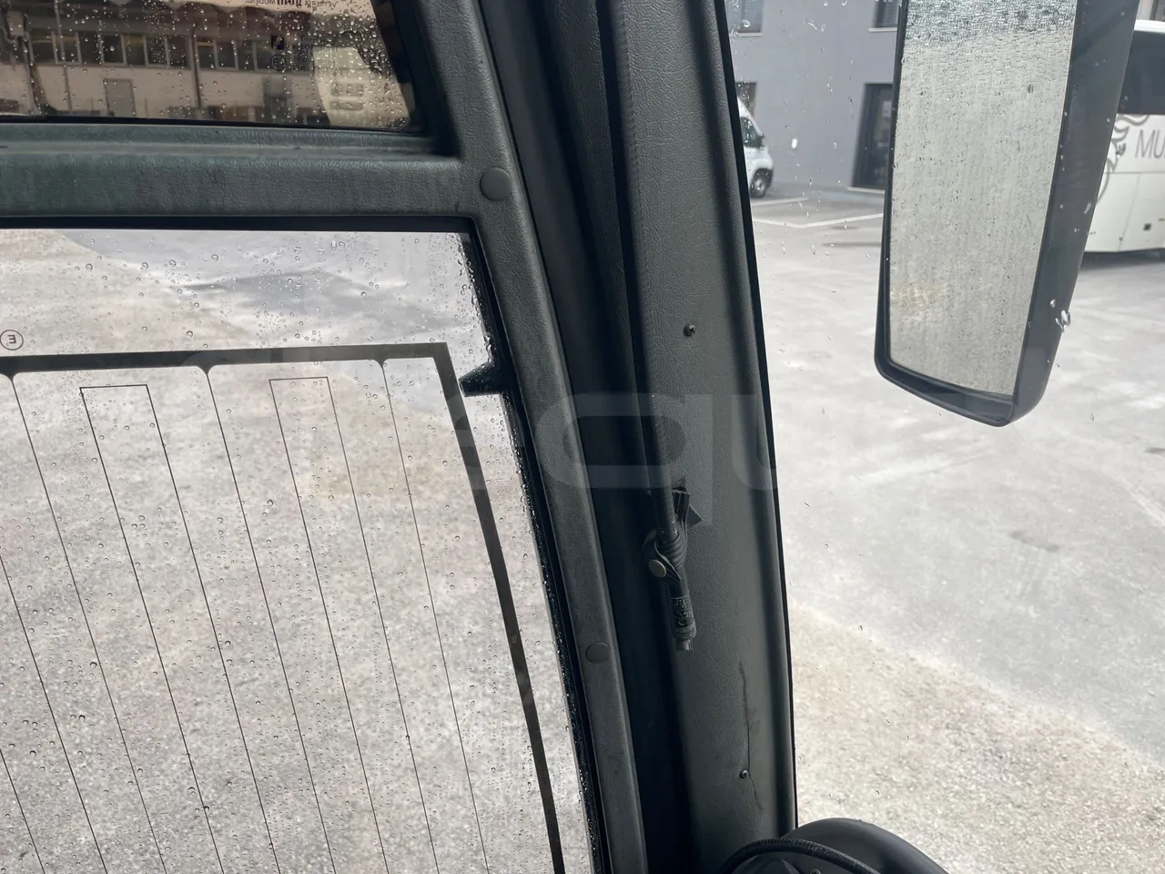 Volvo Barbi Echo B12 60/38 - EUR2 - 279kW - 12m - driver microphone accessories photo