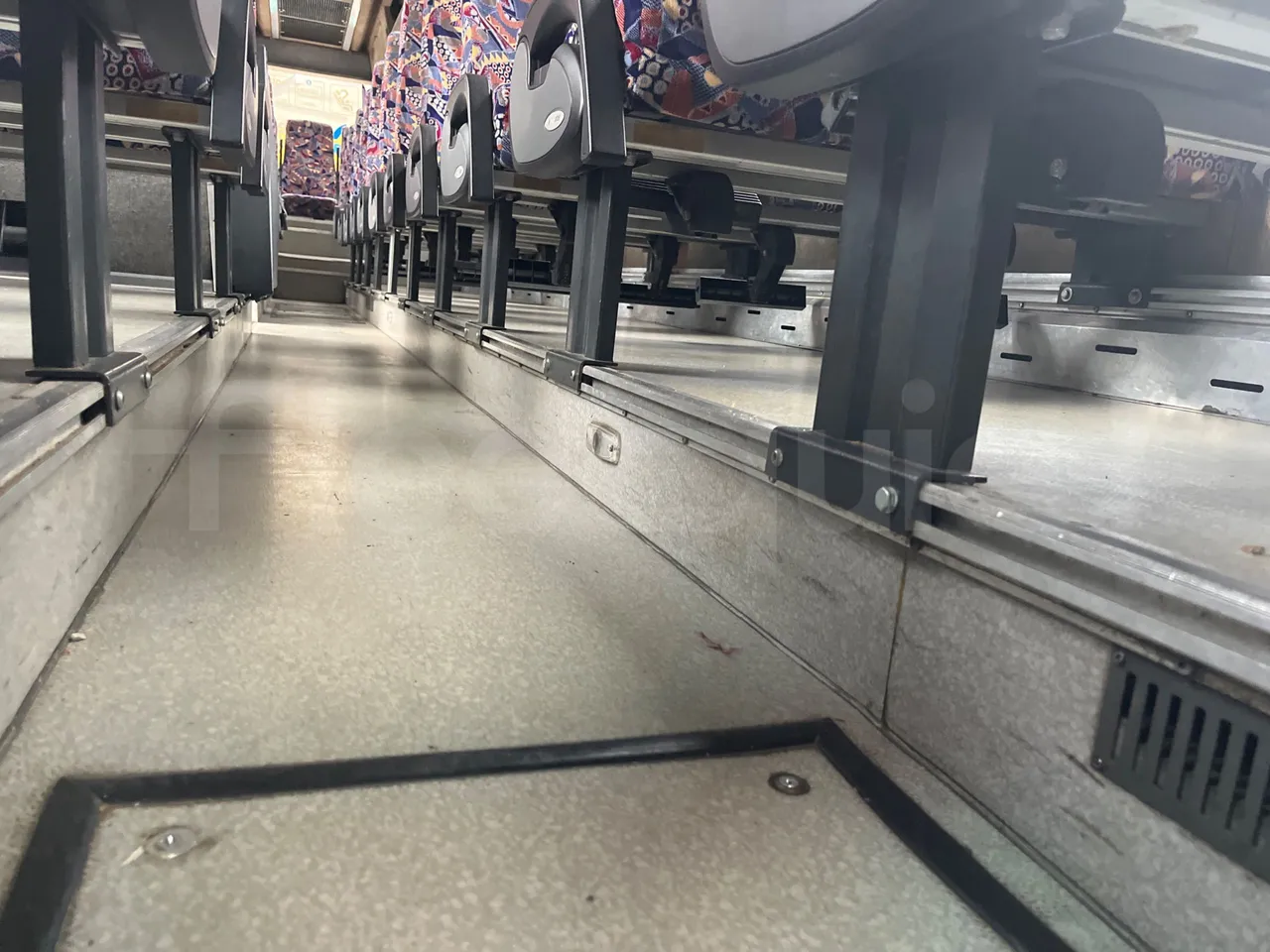 Volvo Barbi Echo B12 60/38 - EUR2 - 279kW - 12m - seat brackets photo