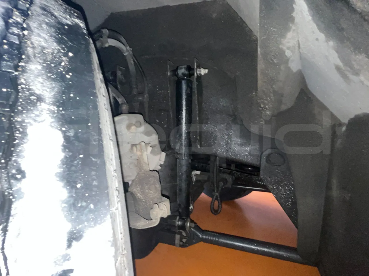 Volvo Barbi Echo B12 60/38 - EUR2 - 279kW - 12m - front shock absorbers right