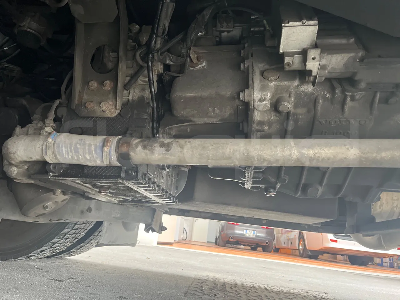 Volvo Barbi Echo B12 60/38 - EUR2 - 279kW - 12m - gearbox photo