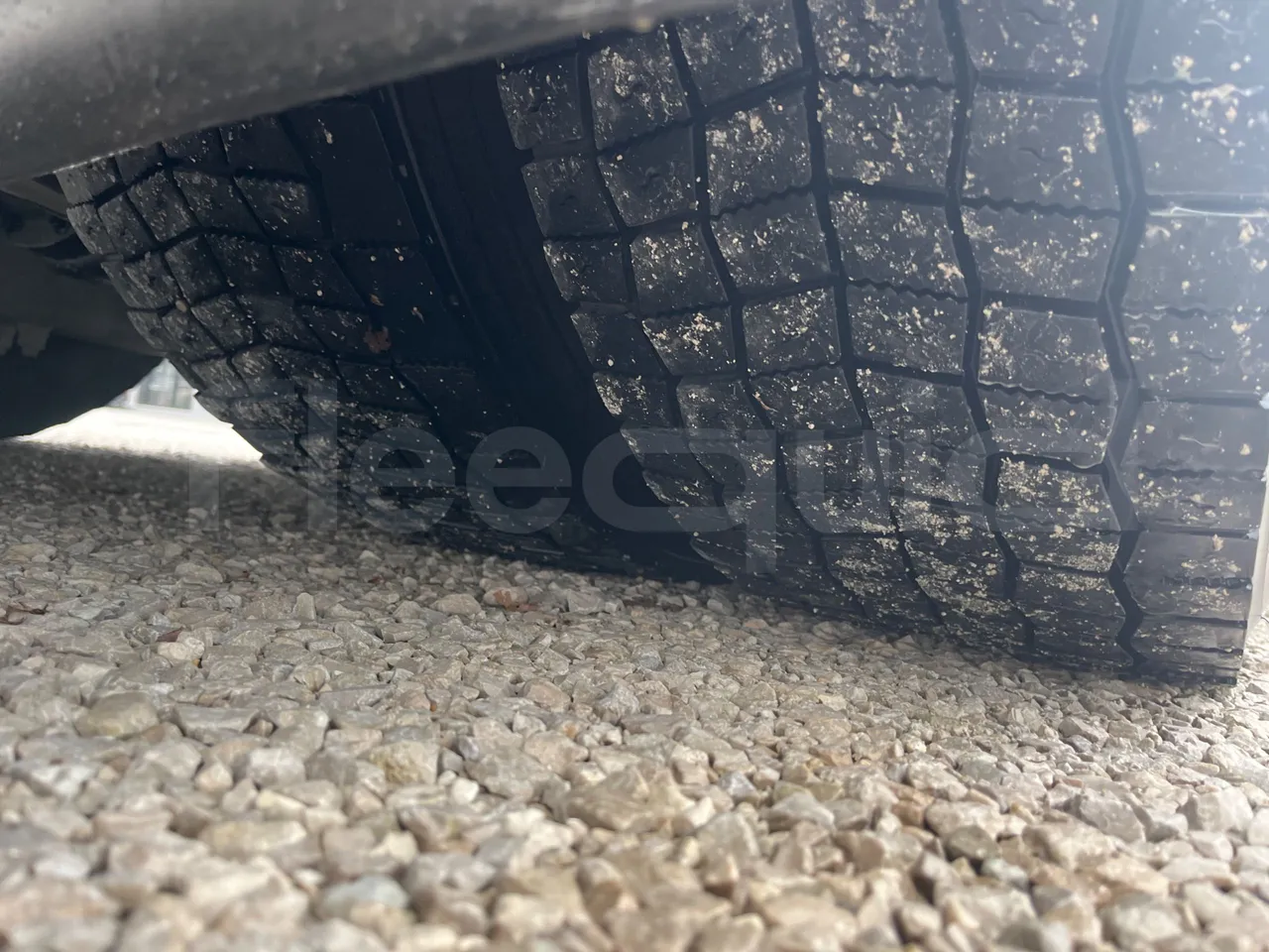 Volvo Barbi Echo B12 60/38 - EUR2 - 279kW - 12m - tread condition front tires left