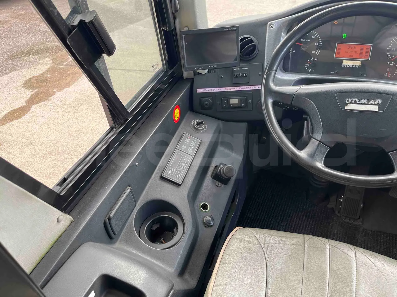 Otokar Vectio - Onboard Device 1
