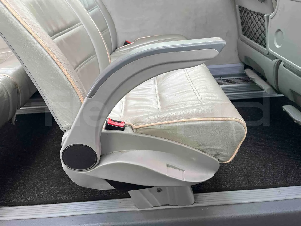 Otokar Vectio - Armrest