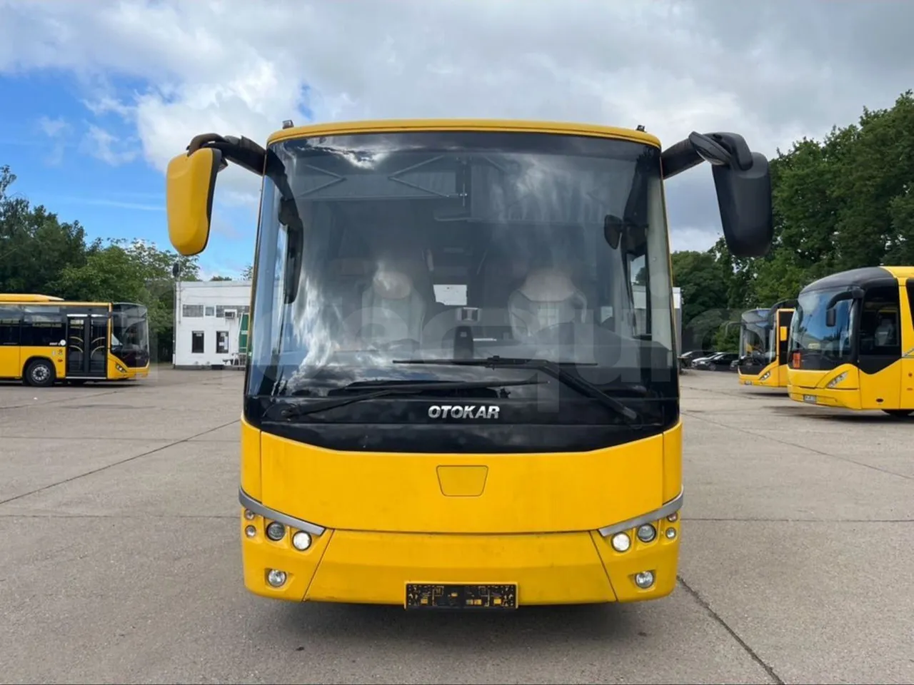 Otokar Vectio - Front