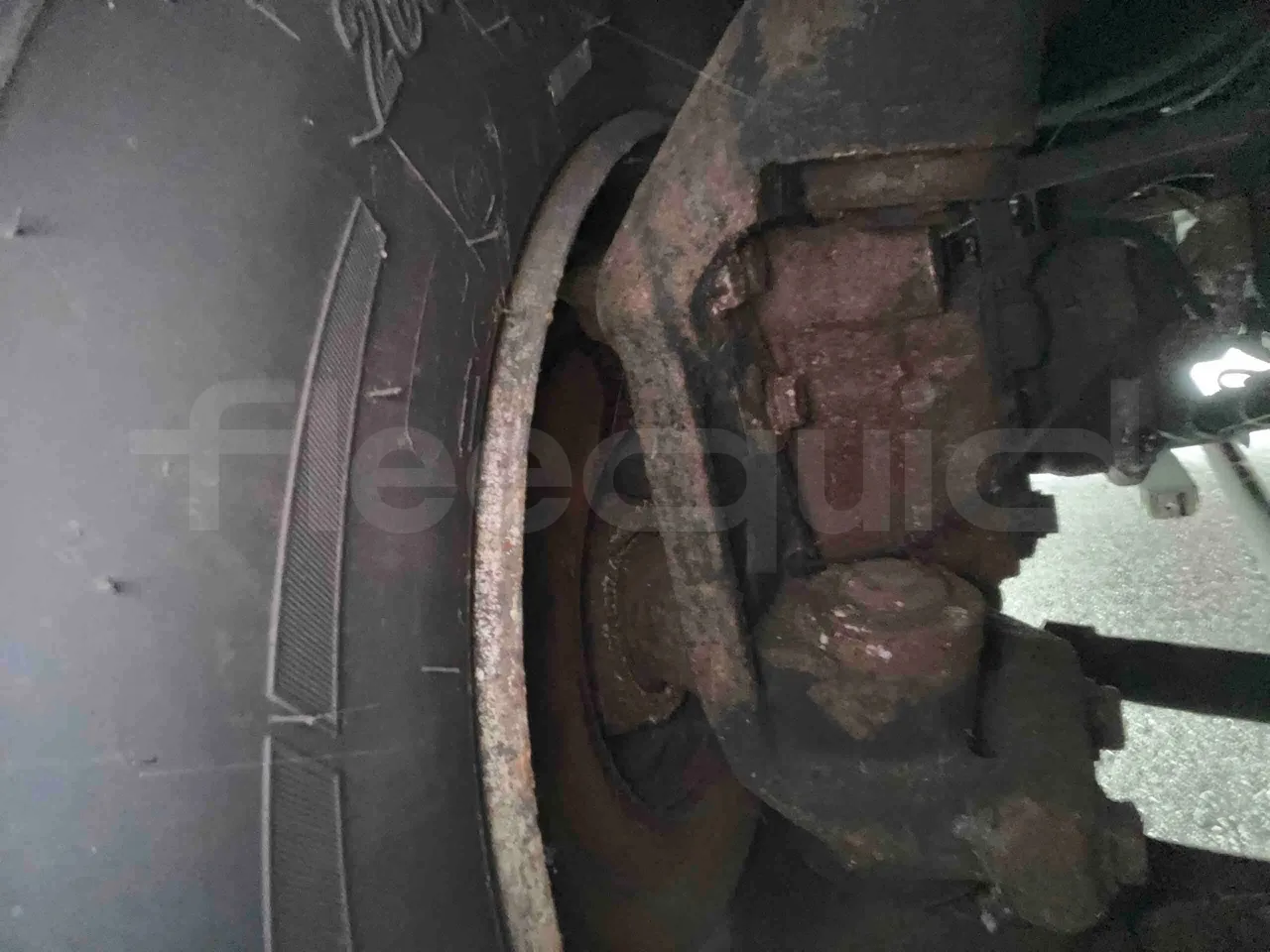 Otokar Vectio - First Axle Shock Absorbers Left Side
