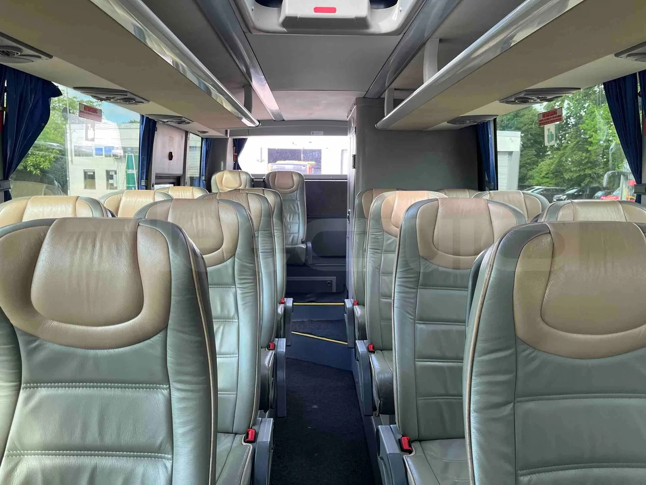 Otokar Vectio - Reverse Seats From Middle Position