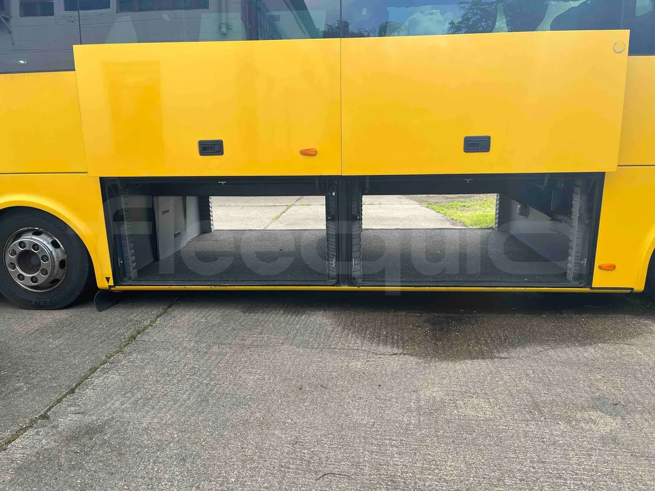 Otokar Vectio - Luggage Rack Left Side