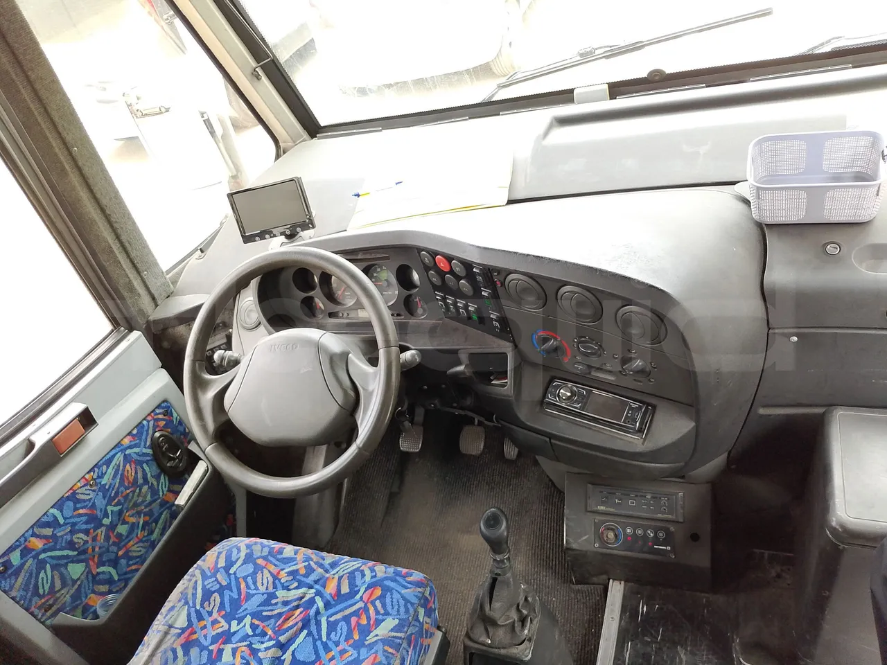 Iveco Eclipse 65C15-70/ Euro 3 - 107Kw - 6,950Mt - buttons panels on (mandatory for bus to scrap)
