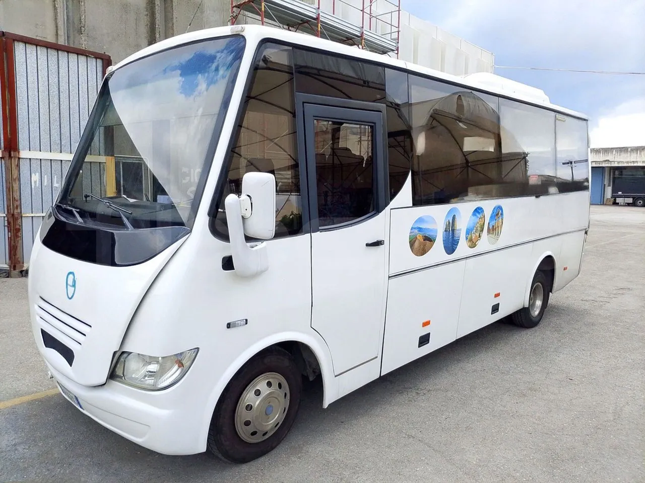 Iveco Eclipse 65C15-70/ Euro 3 - 107Kw - 6,950Mt - Base cover photo