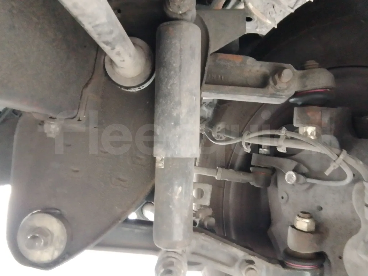 Iveco Eclipse 65C15-70/ Euro 3 - 107Kw - 6,950Mt - front shock absorbers left