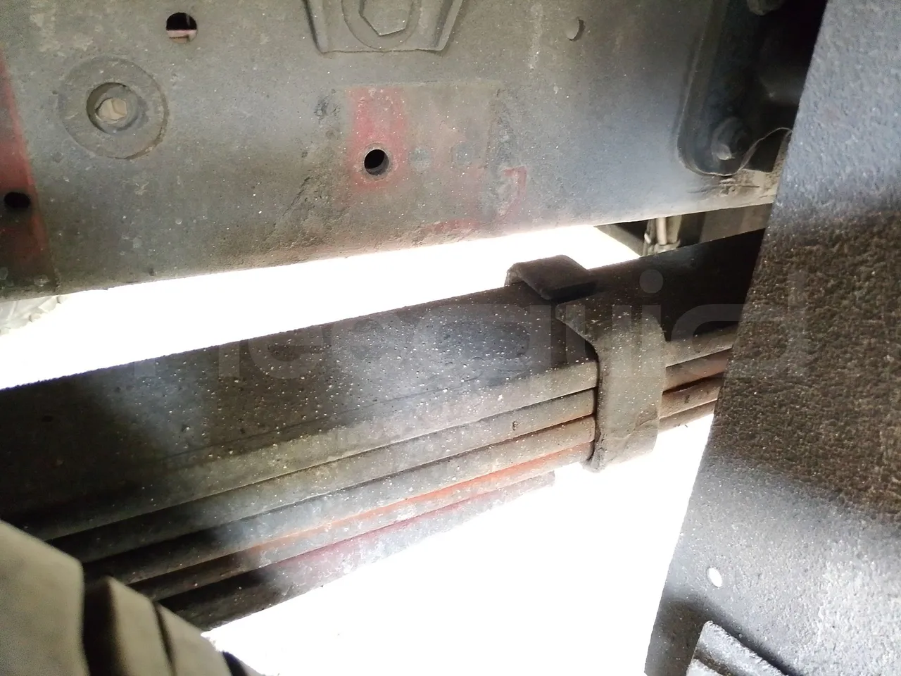 Iveco Eclipse 65C15-70/ Euro 3 - 107Kw - 6,950Mt - axel 3 shock absorbers 1 left
