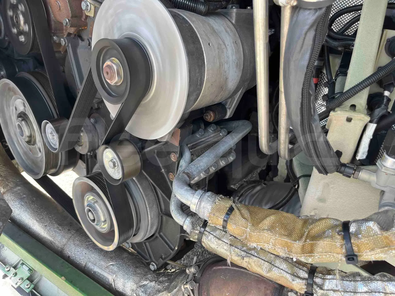 Mercedes-Benz Citaro G - Air Conditioning Compressor