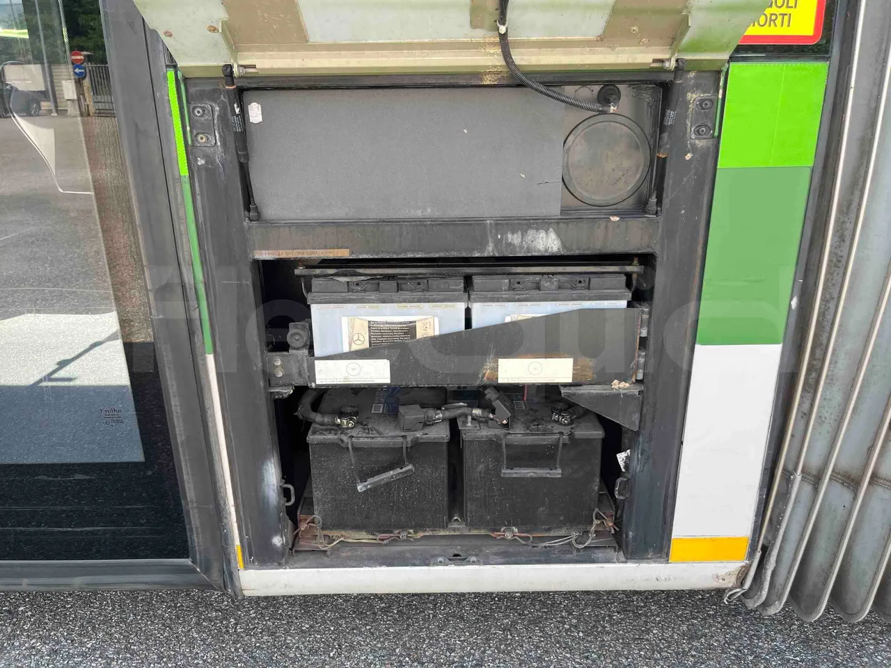 Mercedes-Benz Citaro G - external compartments photo
