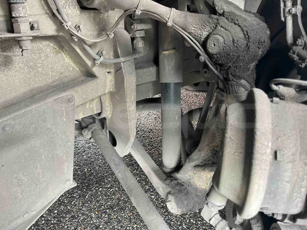 Mercedes-Benz Citaro G - First Axle Shock Absorbers Left Side