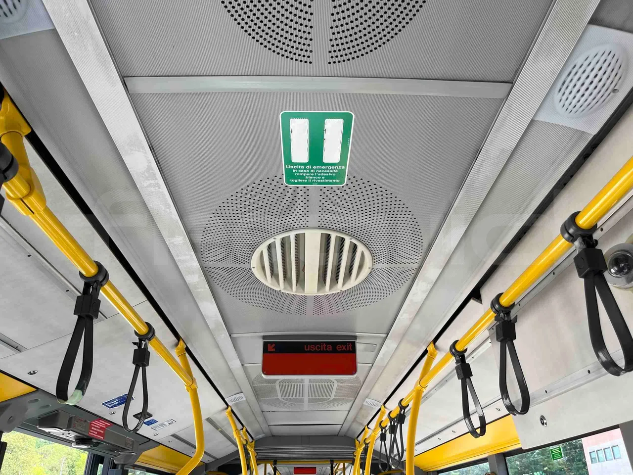 Mercedes-Benz Citaro G - Roof Hatch 2