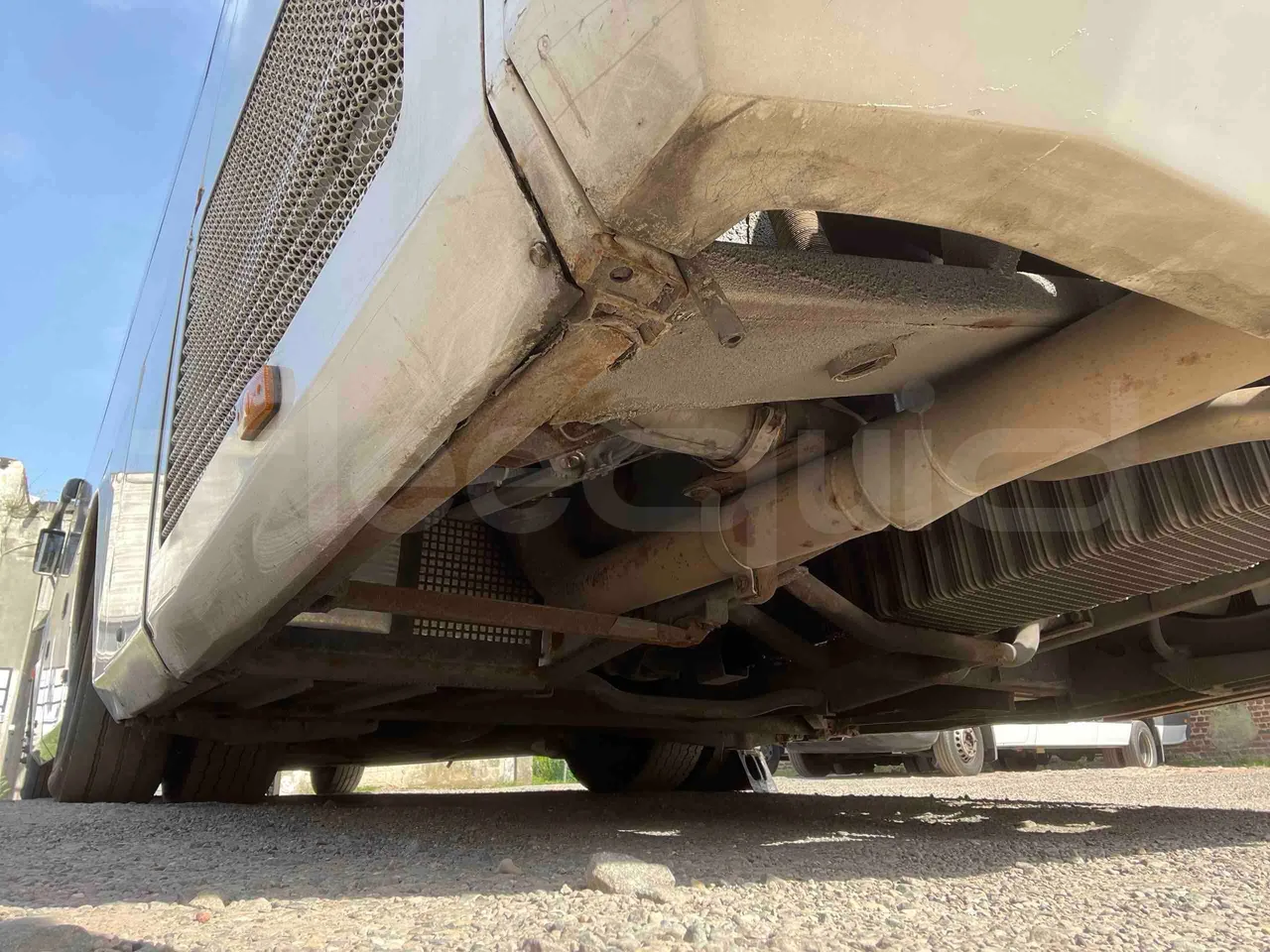 Isuzu Visigo - axle 2 discs left