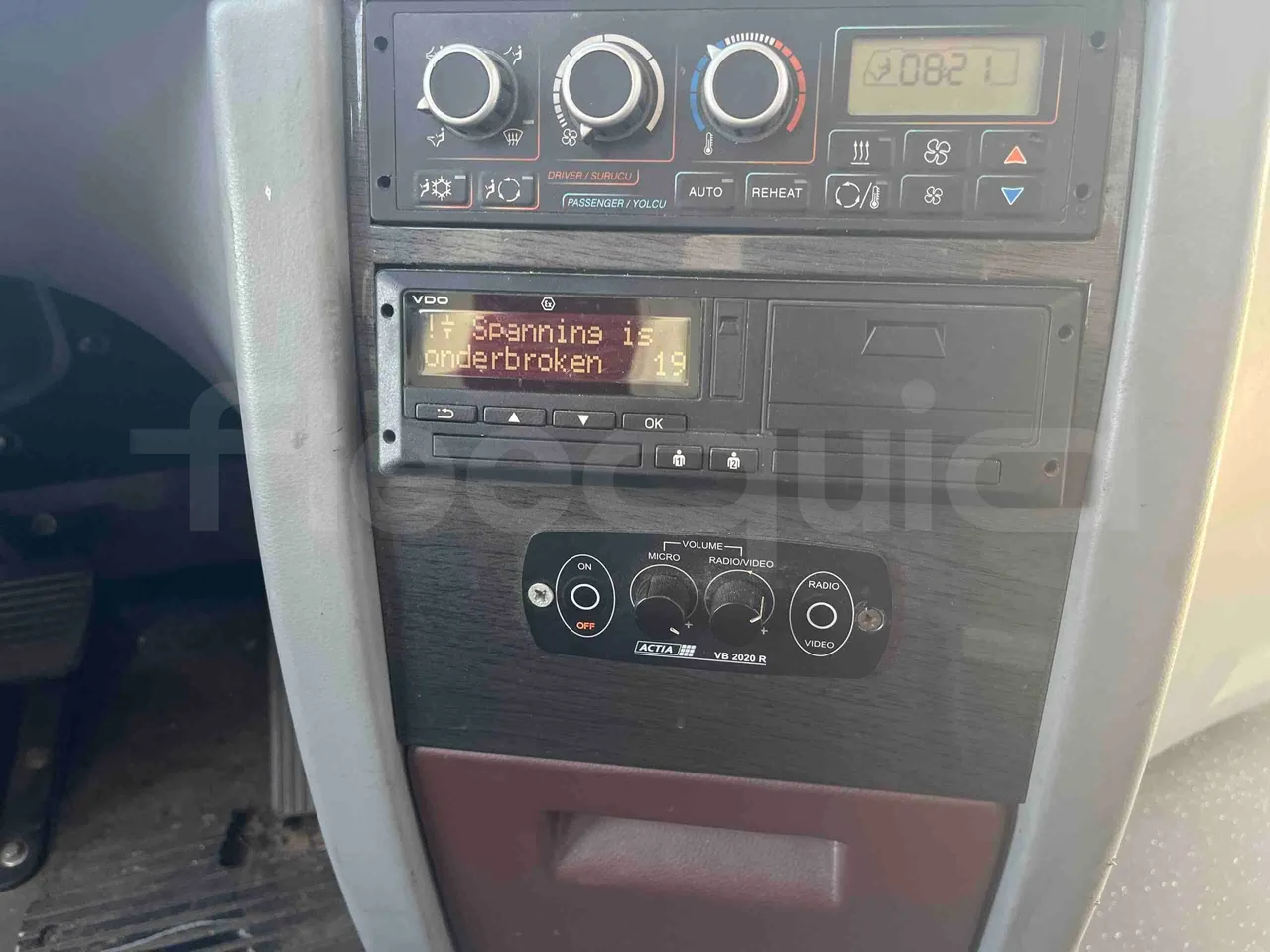 Isuzu Visigo - Tachograph