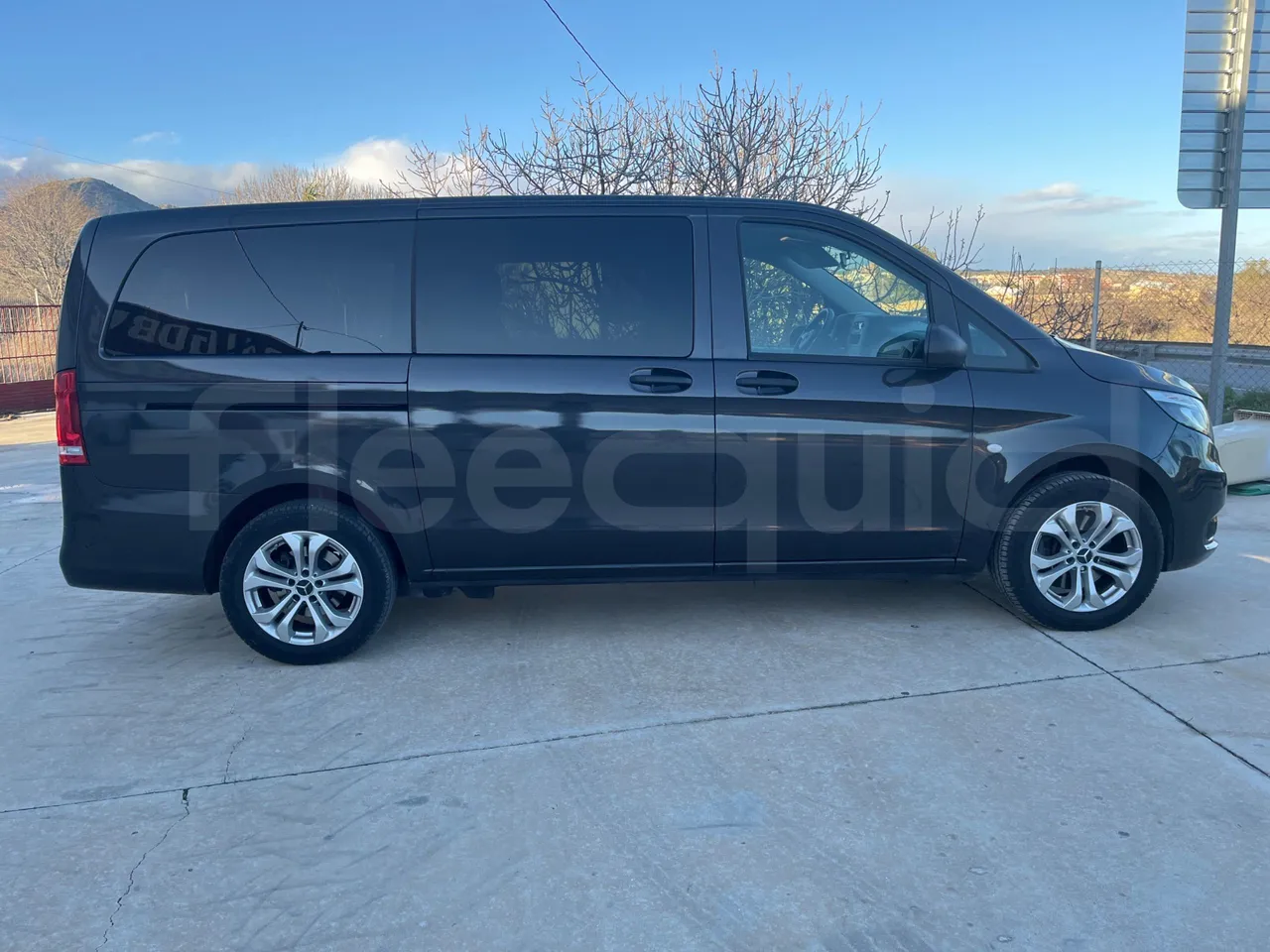 Mercedes-Benz Vito Tourer 639/2 116 CDI - Euro 6 - 120 kW - 5.140 mt - engine plate photo