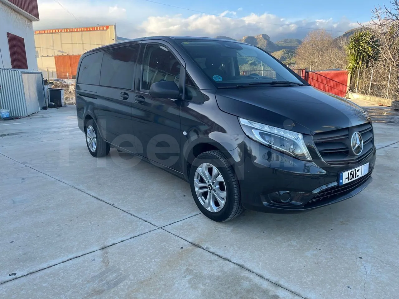 Mercedes-Benz Vito Tourer 639/2 116 CDI - Euro 6 - 120 kW - 5.140 mt - 3/4 left rear side
