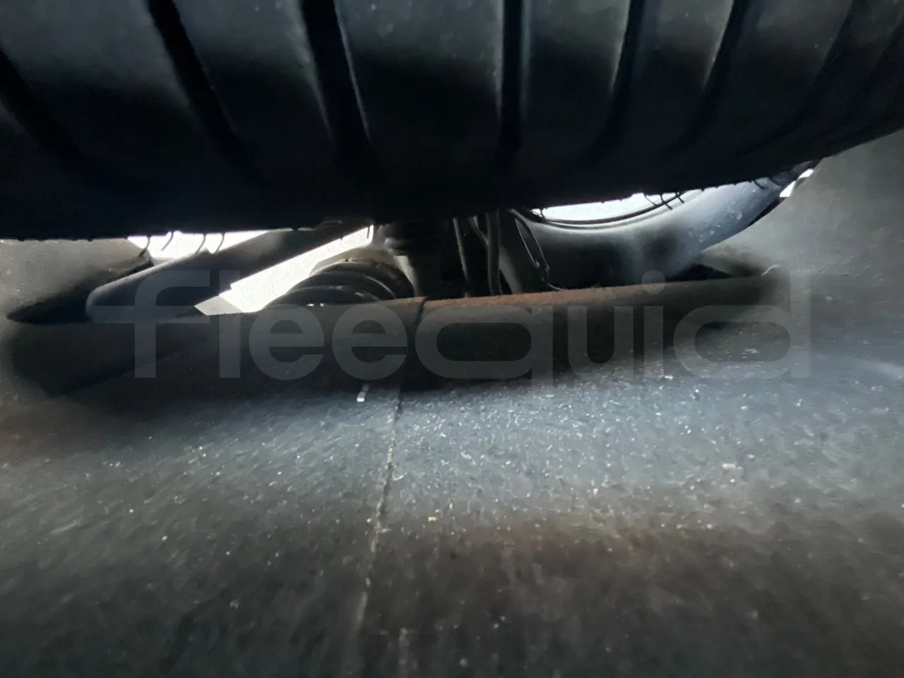 Mercedes-Benz Vito Tourer 639/2 116 CDI - Euro 6 - 120 kW - 5.140 mt - axel 2 air springs 2 right