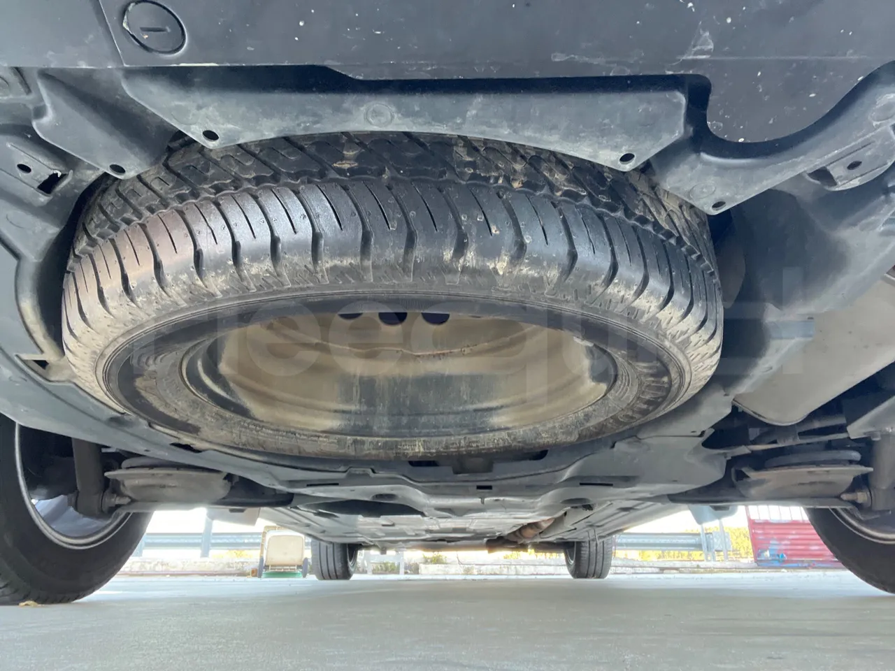 Mercedes-Benz Vito Tourer 639/2 116 CDI - Euro 6 - 120 kW - 5.140 mt - axle 2 discs left