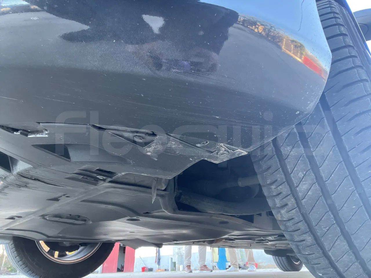 Mercedes-Benz Vito Tourer 639/2 116 CDI - Euro 6 - 120 kW - 5.140 mt - front discs left