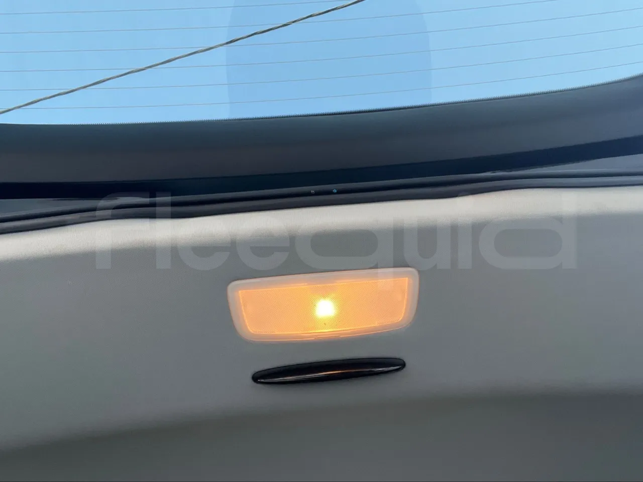 Mercedes-Benz Vito Tourer 639/2 116 CDI - Euro 6 - 120 kW - 5.140 mt - roof hatch 1