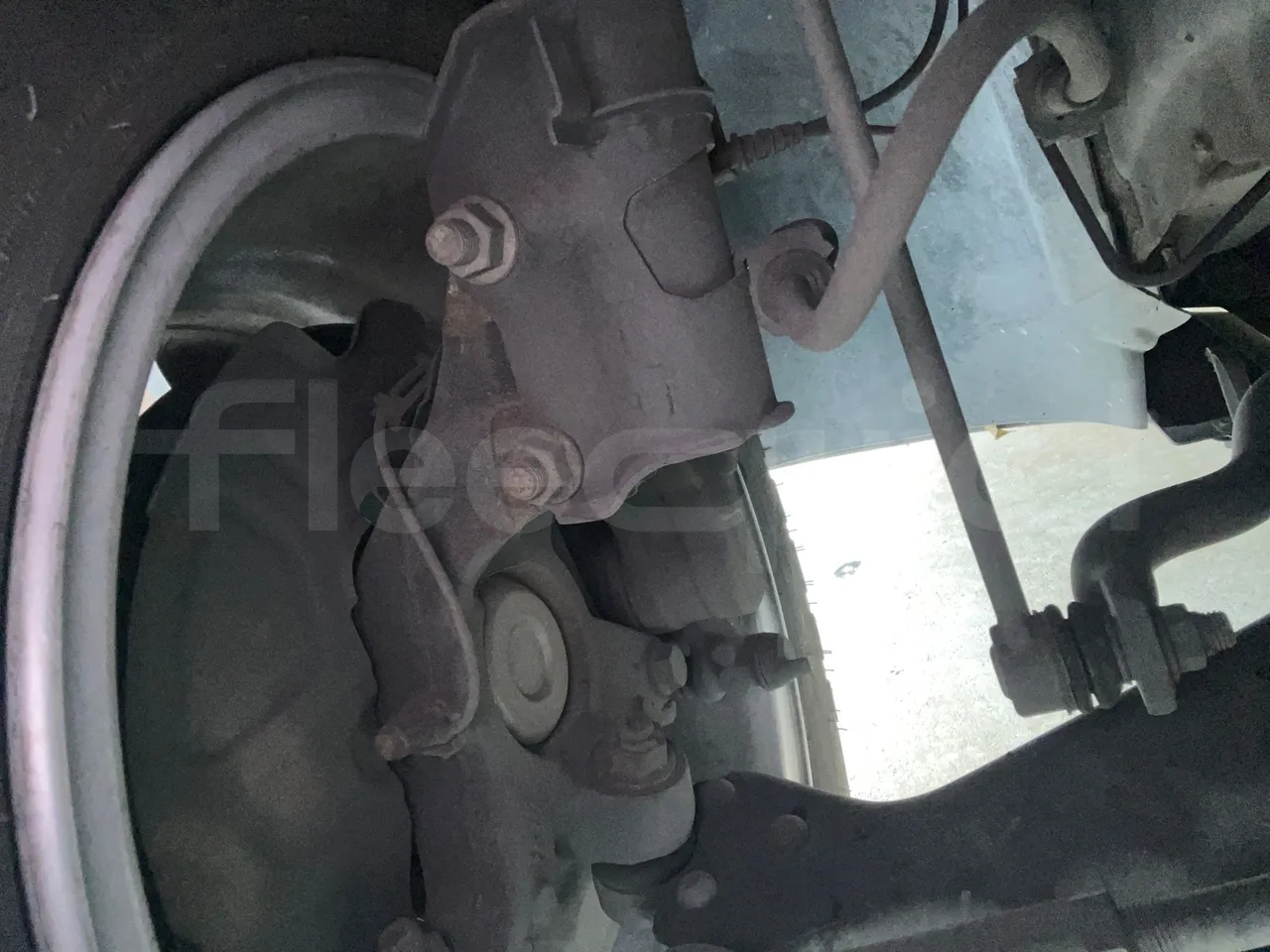 Mercedes-Benz Vito Tourer 639/2 116 CDI - Euro 6 - 120 kW - 5.140 mt - front undercarriage from front