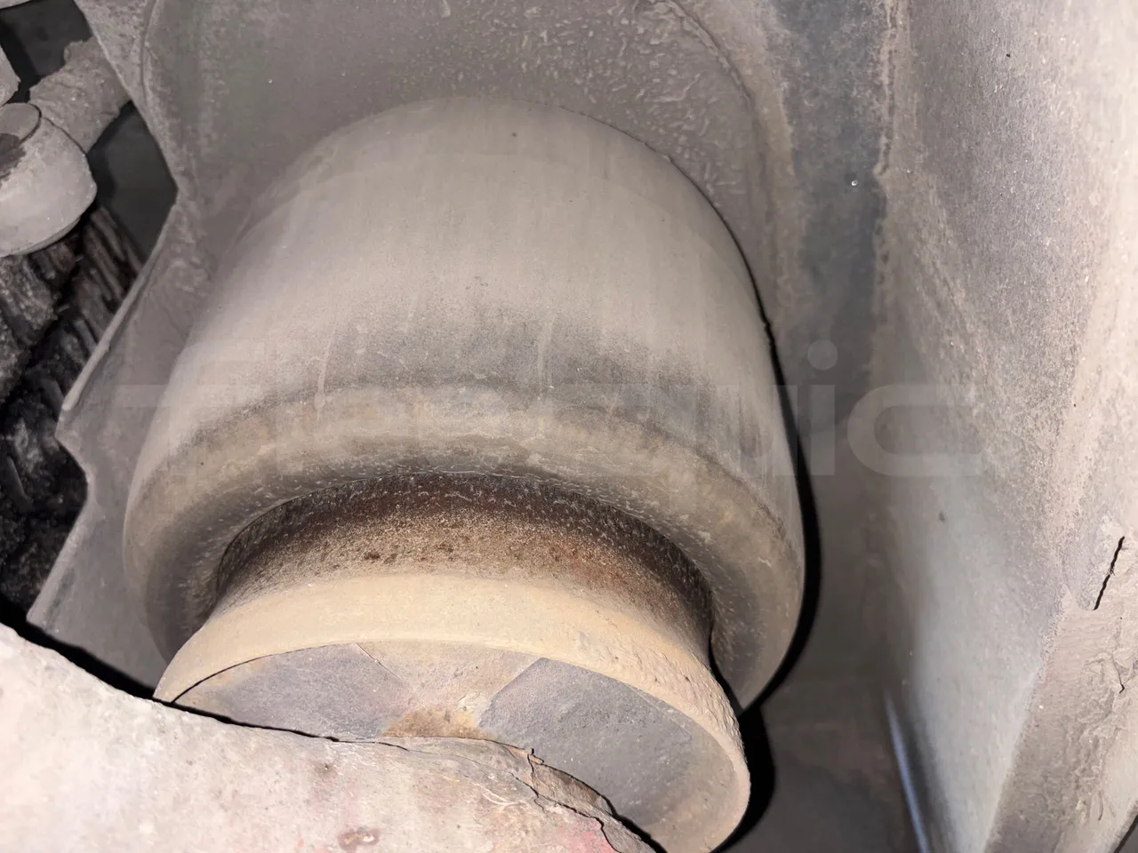 Setra S415 HD - EUR5 - 315kW - 12.2m - axel 2 air springs 1 left