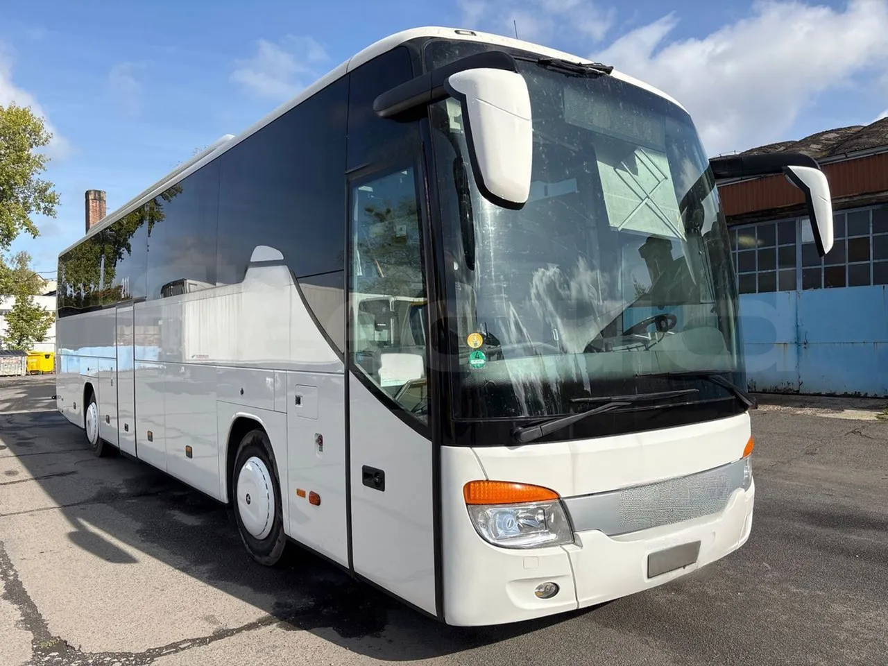 Setra S415 HD - EUR5 - 315kW - 12.2m - Base cover photo