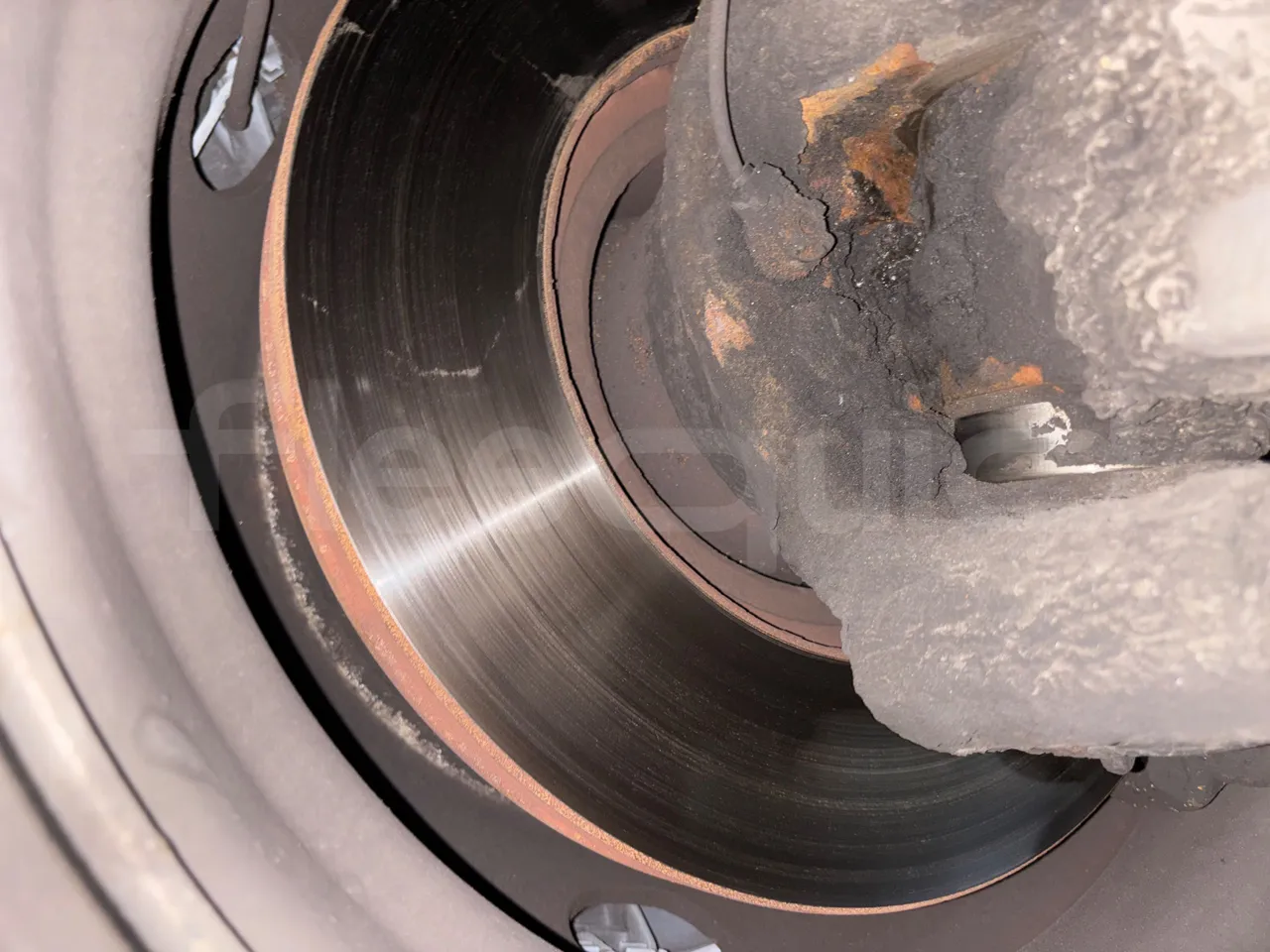 Setra S415 HD - EUR5 - 315kW - 12.2m - front discs left