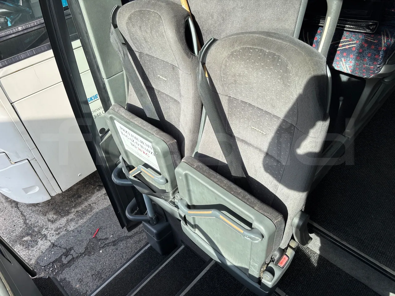 Setra S415 HD - EUR5 - 315kW - 12.2m - hostess seat photo