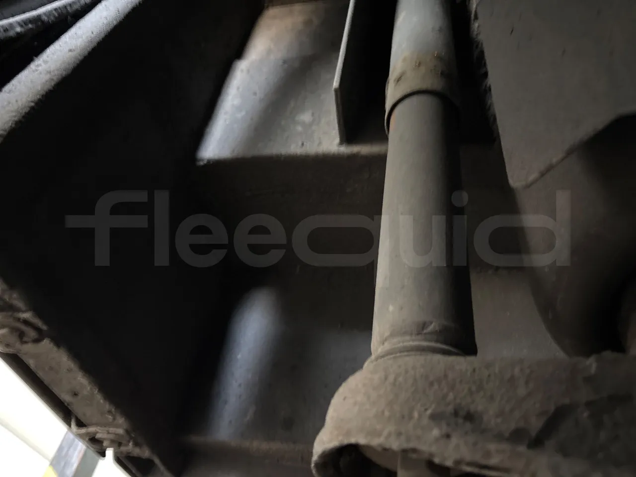 Setra S415 HD - EUR5 - 315kW - 12.2m - axle 2 shock absorbers 1 left