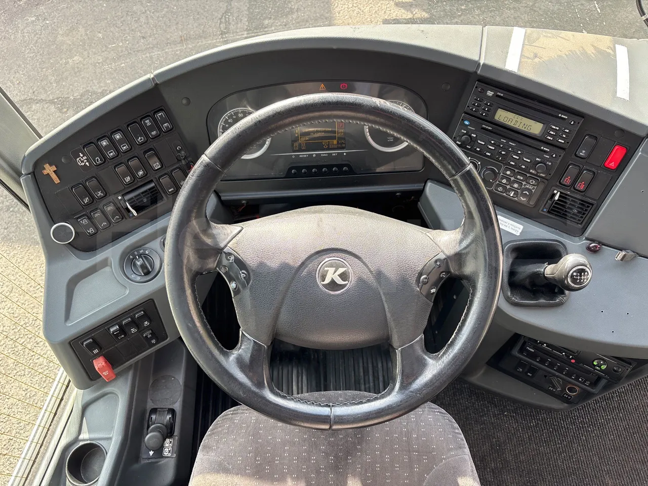 Setra S415 HD - EUR5 - 315kW - 12.2m - steering wheel photo
