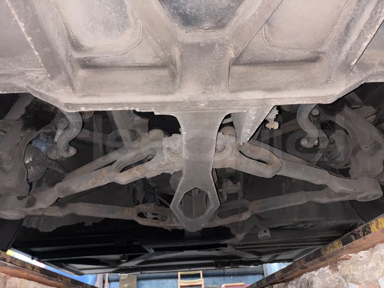 Setra S415 HD - EUR5 - 315kW - 12.2m - front axle central