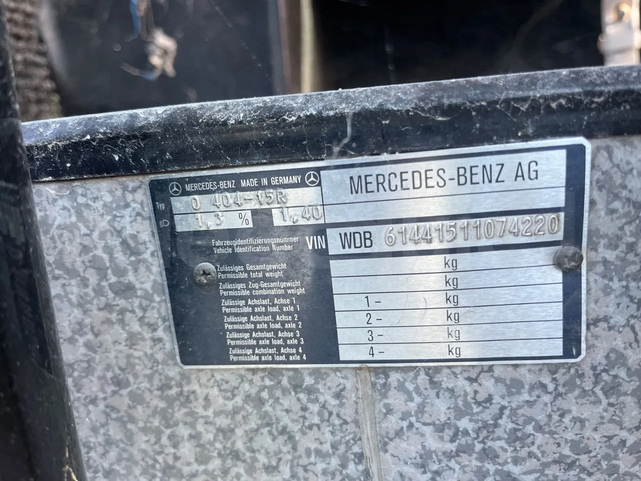 Mercedes-Benz OLIMPIA O 404 RH - Euro 1 - 280 kW -12 mt - vehicle plate photo