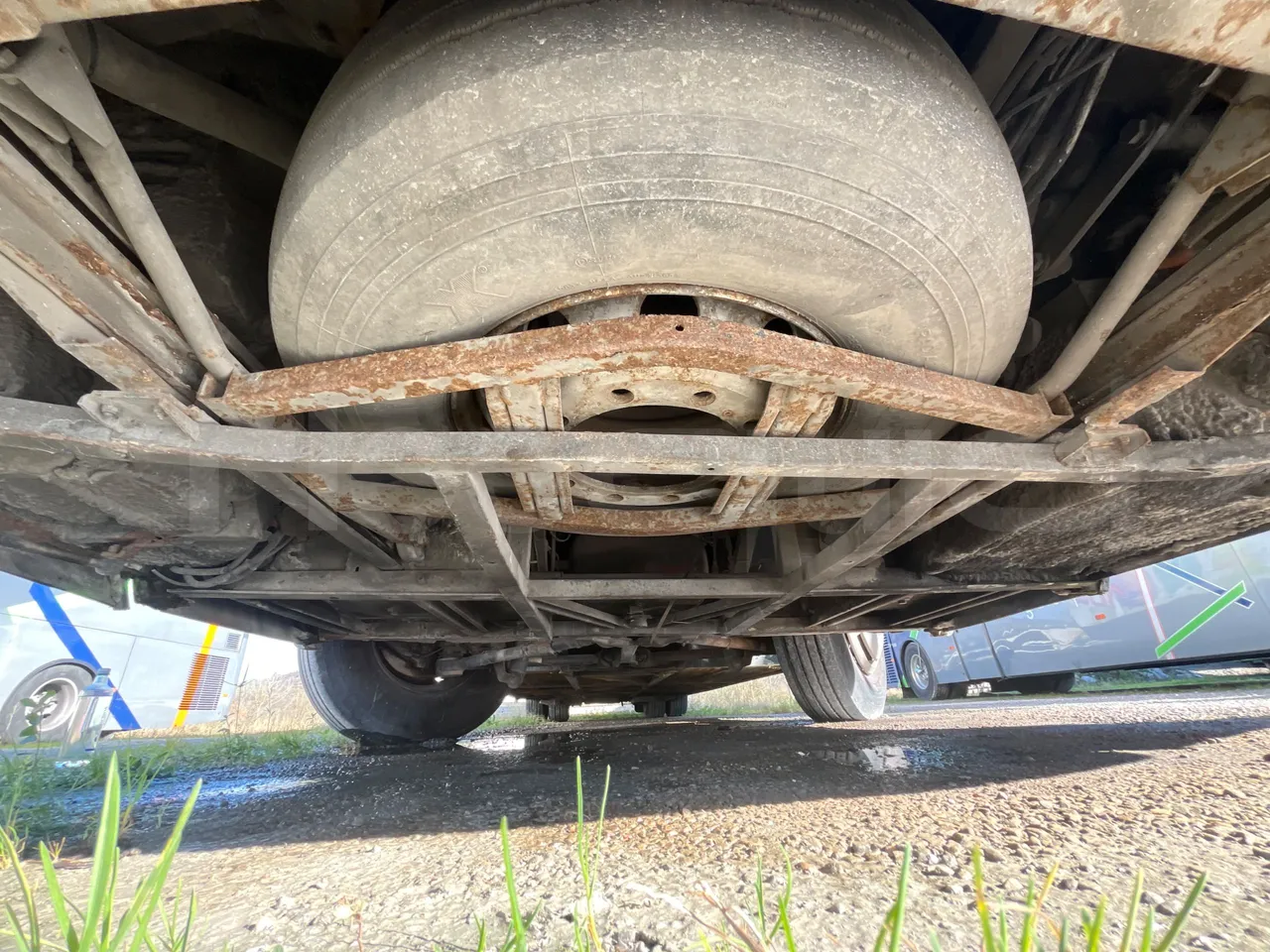 Mercedes-Benz OLIMPIA O 404 RH - Euro 1 - 280 kW -12 mt - front undercarriage from front