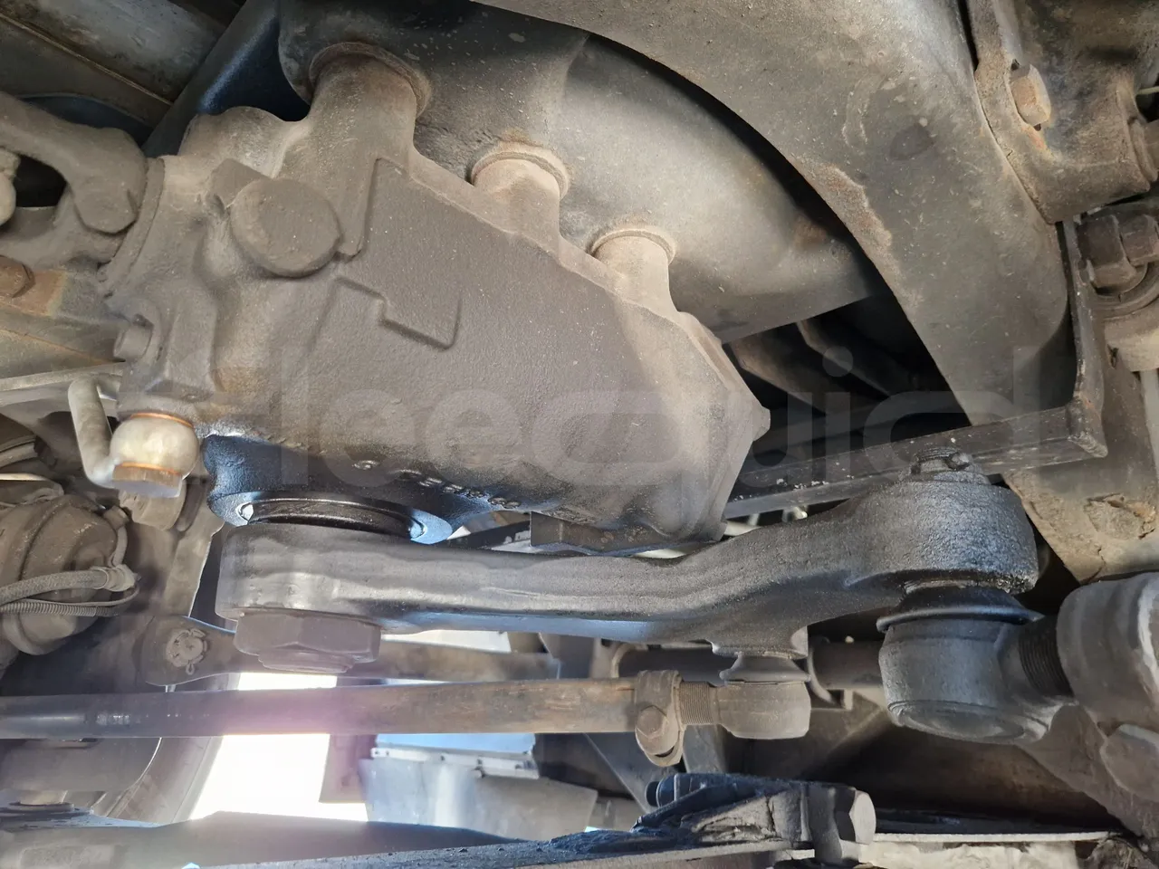 Irisbus Domino 397E.12-EUR4 -331kW -12.41m - axel 3 discs left