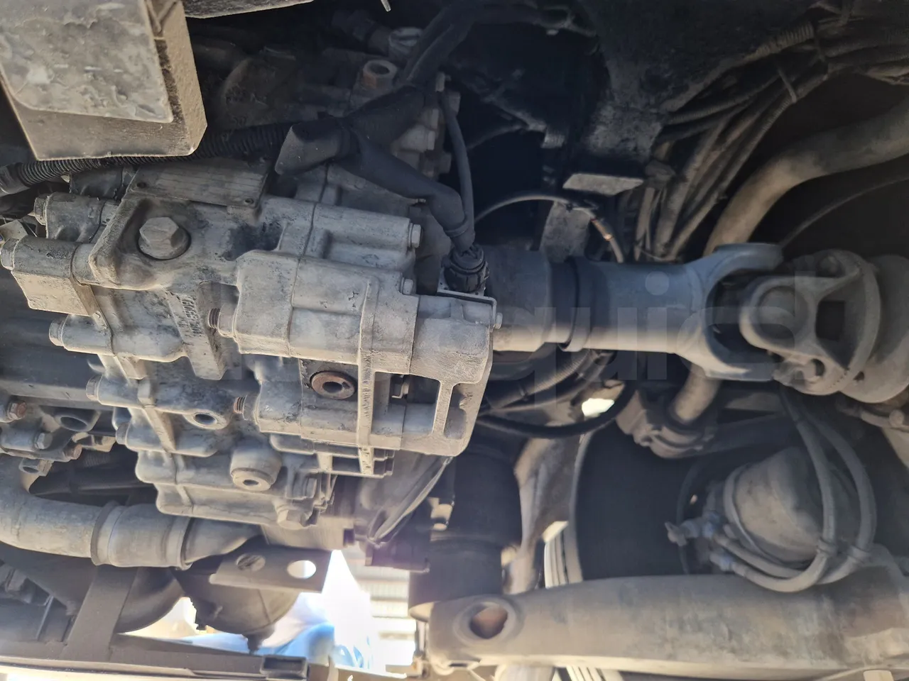 Irisbus Domino 397E.12-EUR4 -331kW -12.41m - driveshaft photo