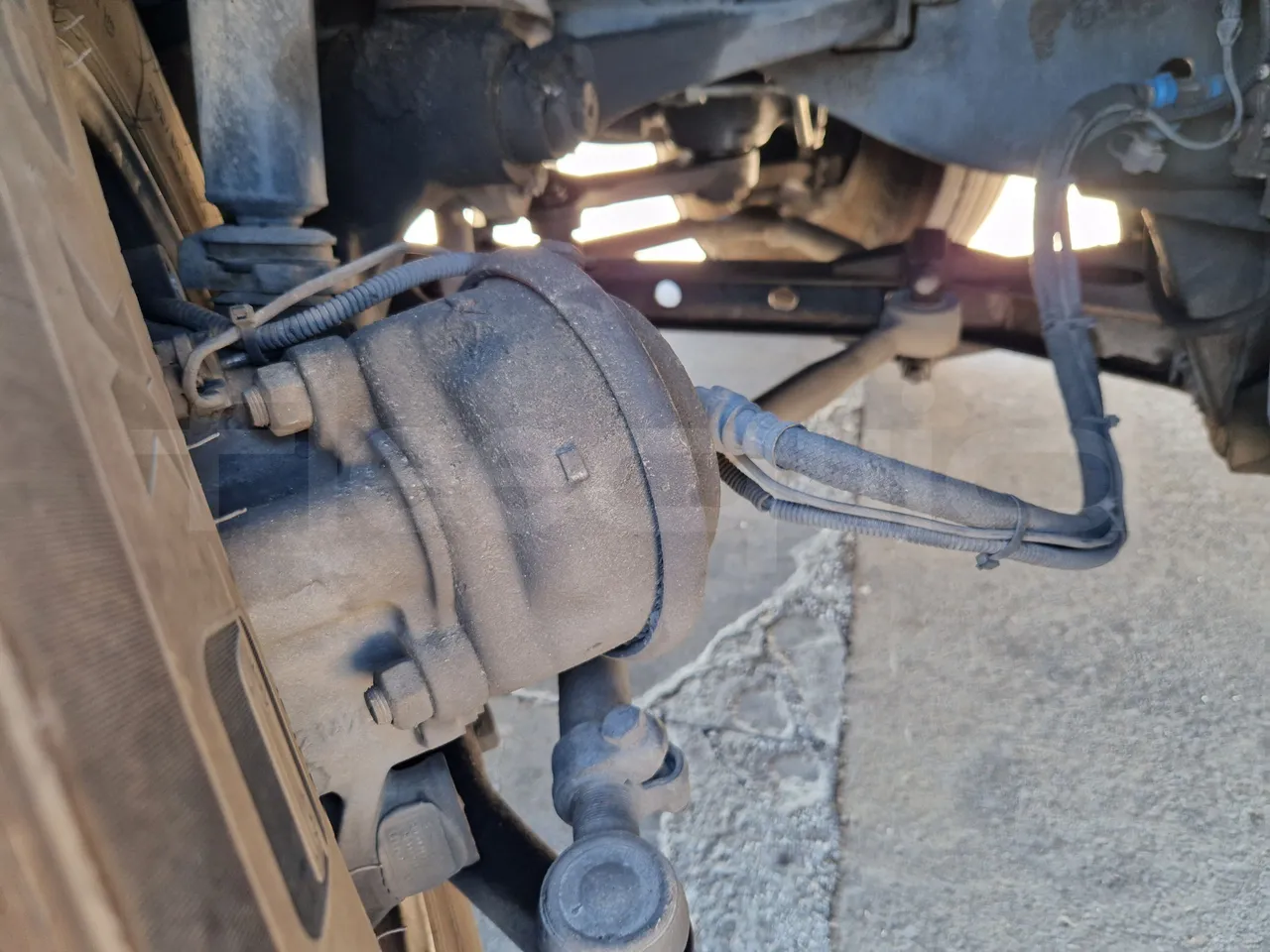 Irisbus Domino 397E.12-EUR4 -331kW -12.41m - front brake calipers right