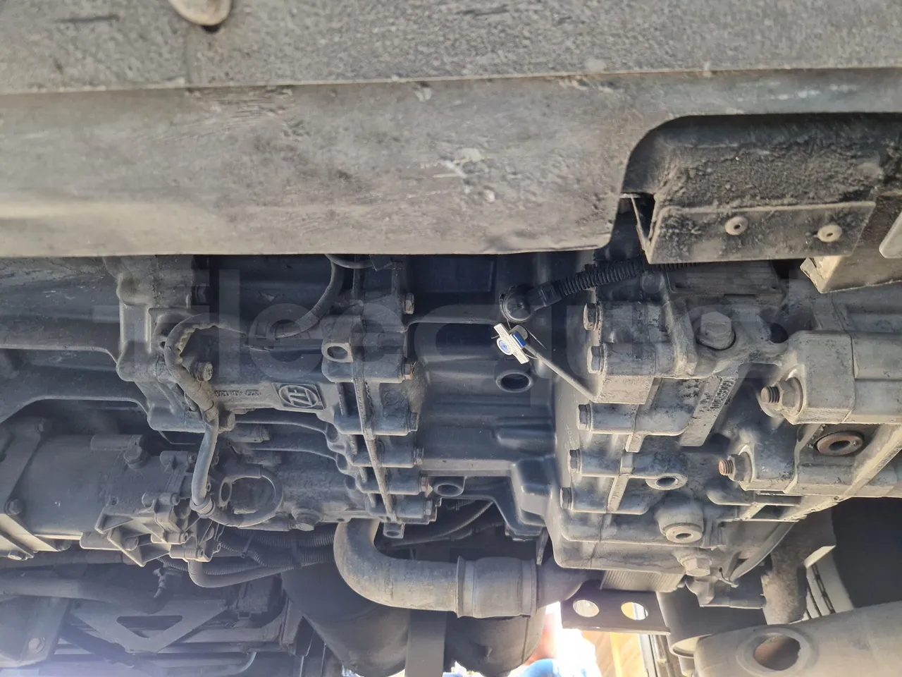 Irisbus Domino 397E.12-EUR4 -331kW -12.41m - gearbox photo