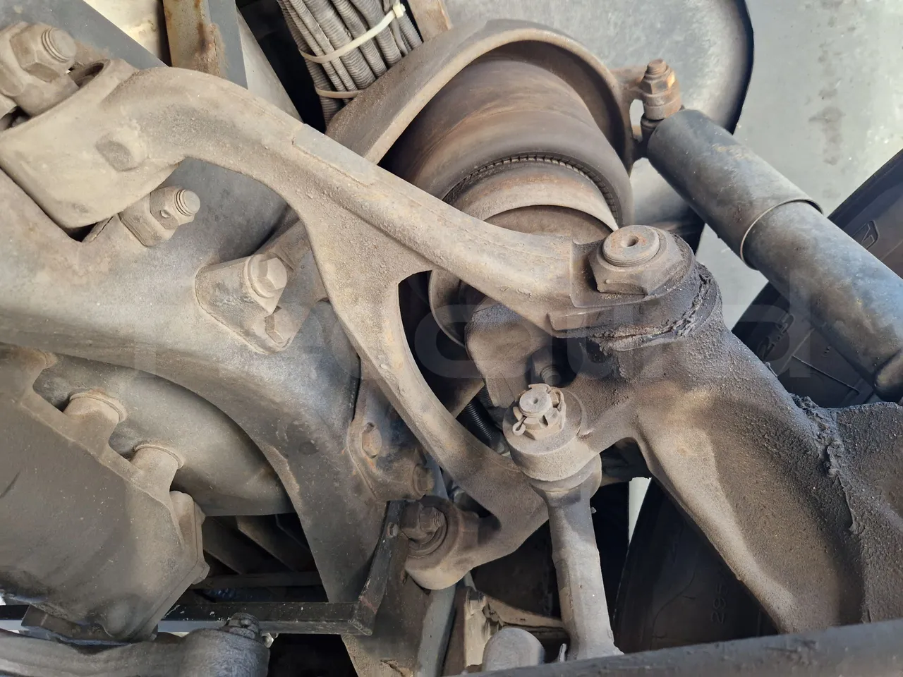 Irisbus Domino 397E.12-EUR4 -331kW -12.41m - axel 2 leaf spring right