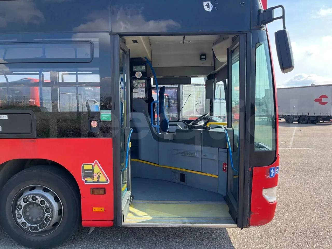 Mercedes-Benz Citaro O530 - Euro4 - 210kW - 11.950m - front door 1 open