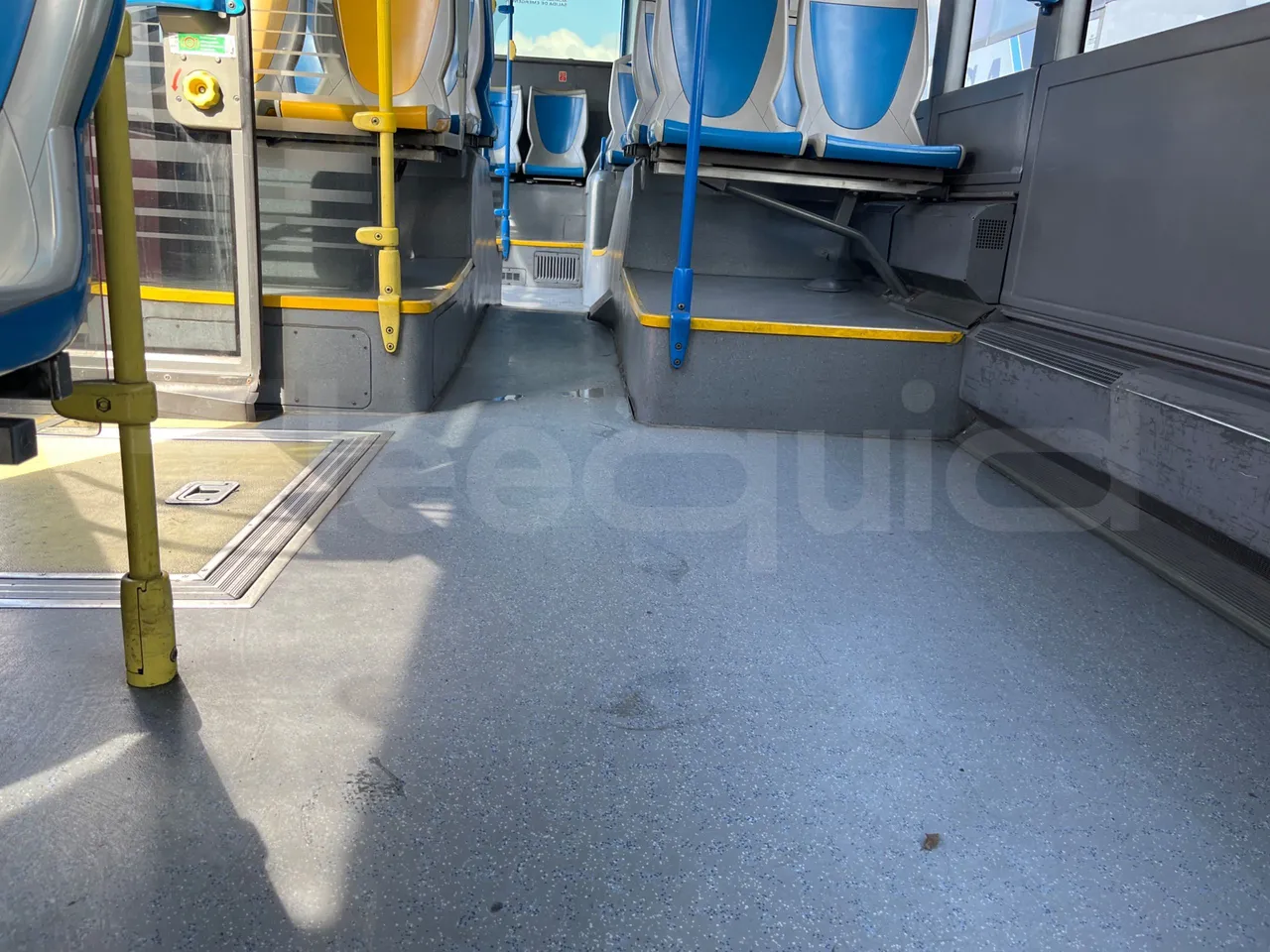 Mercedes-Benz Citaro O530 - Euro4 - 210kW - 11.950m - seat brackets photo
