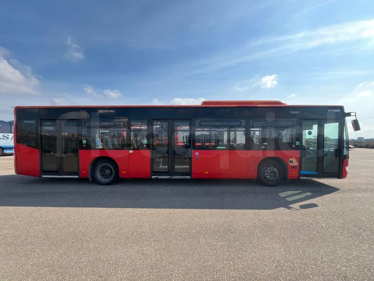 Mercedes-Benz Citaro O530 - Euro4 - 210kW - 11.950m - right side doors closed