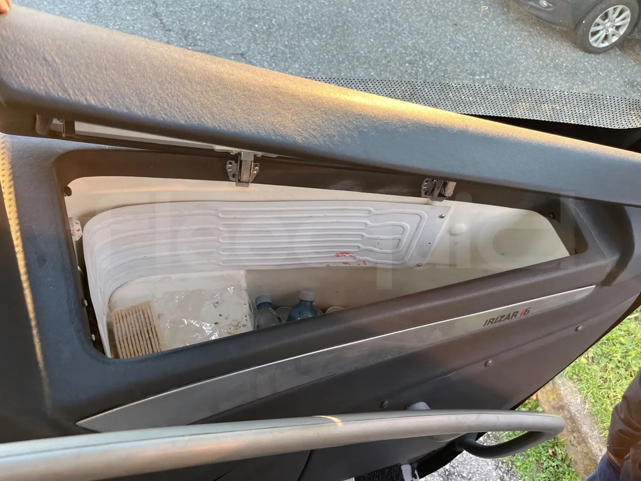 Irizar i6 12.35 - Euro5 - 294kW - 12.200mt - camera accessories photo