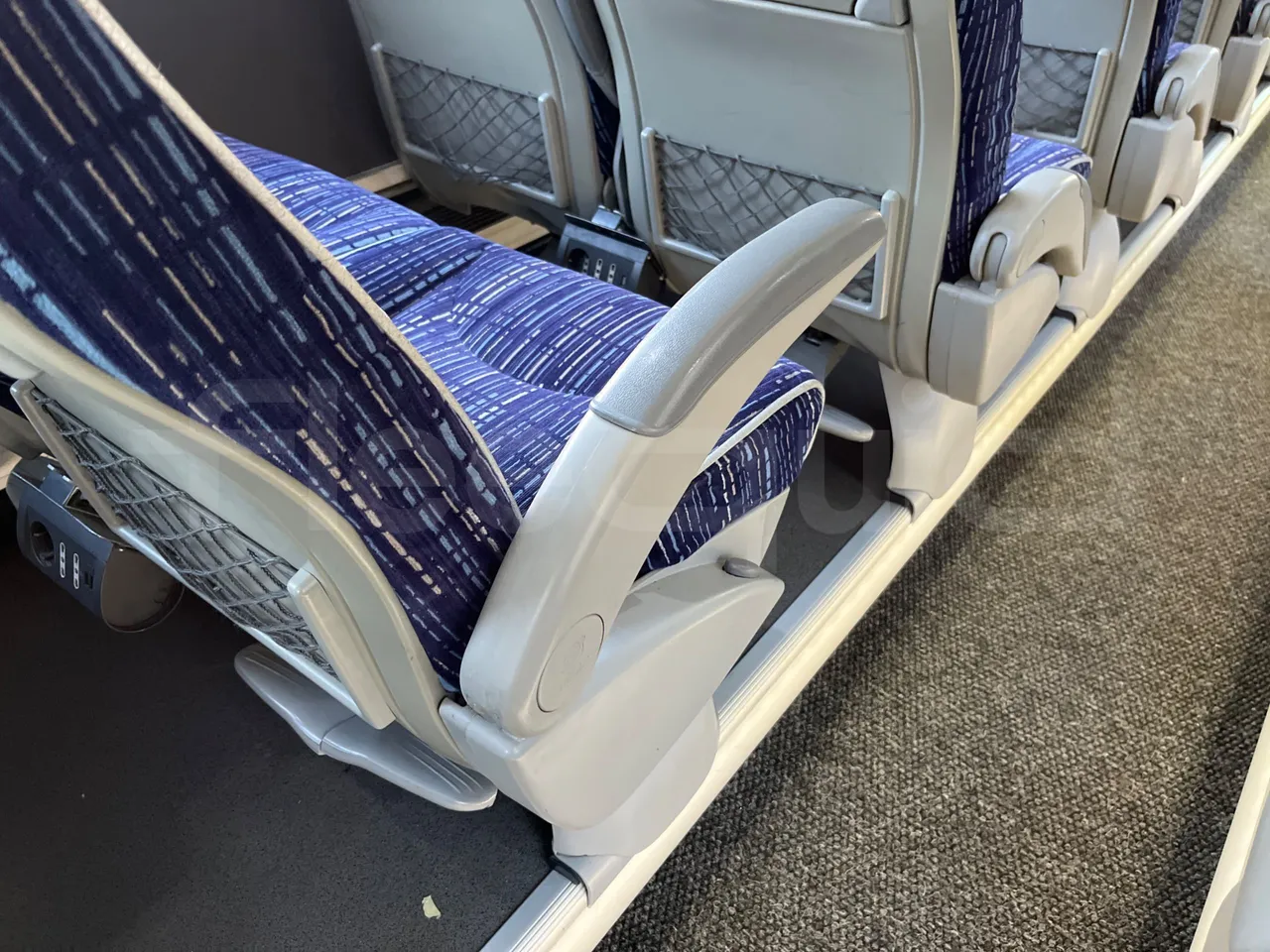 Irizar i6 12.35 - Euro5 - 294kW - 12.200mt - armrest detail photo