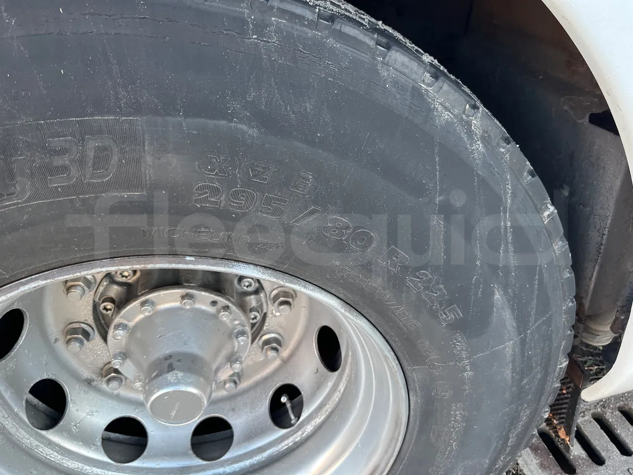 Irizar i6 12.35 - Euro5 - 294kW - 12.200mt - tread condition front tires right