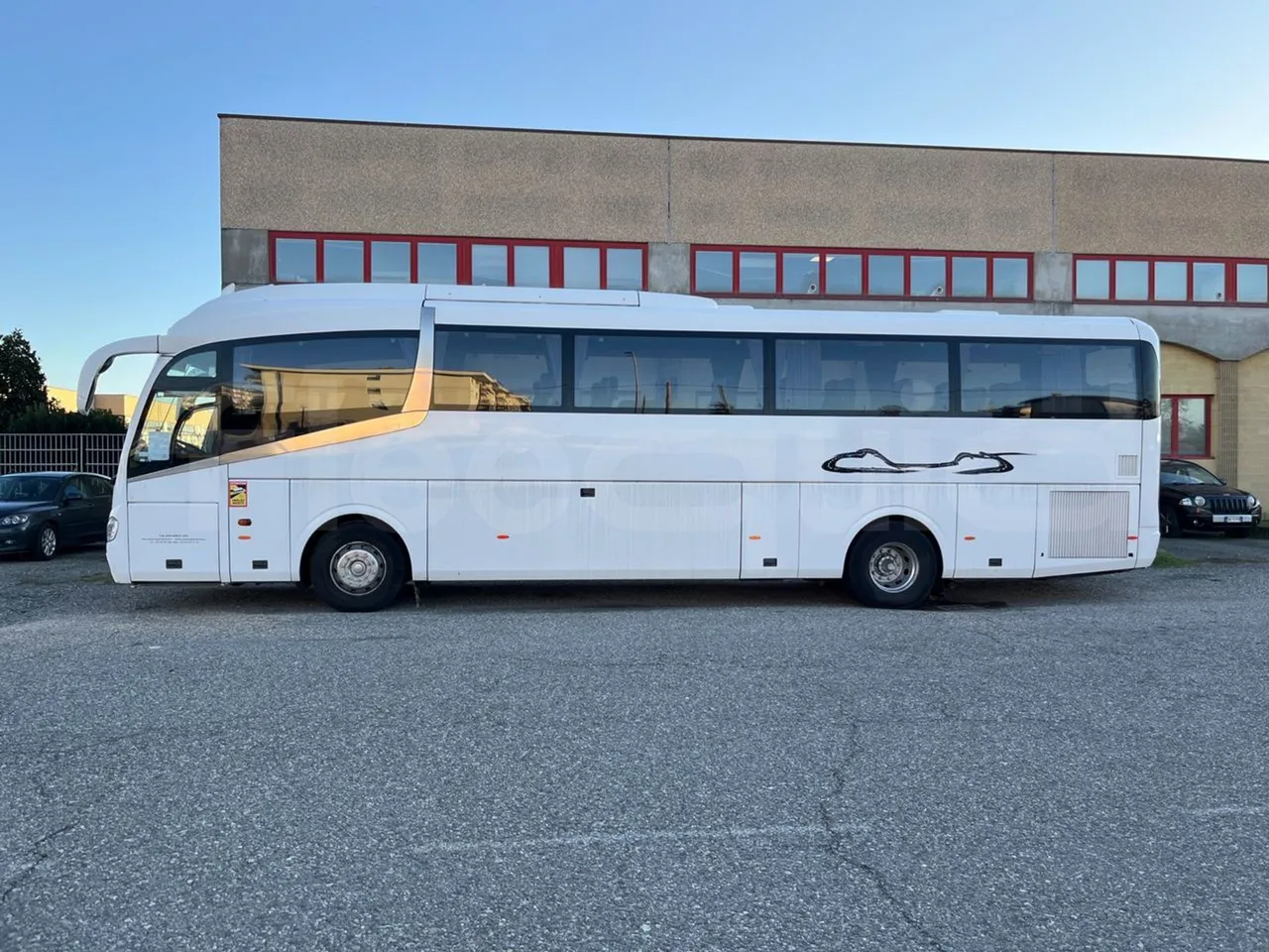 Irizar i6 12.35 - Euro5 - 294kW - 12.200mt - left side photo