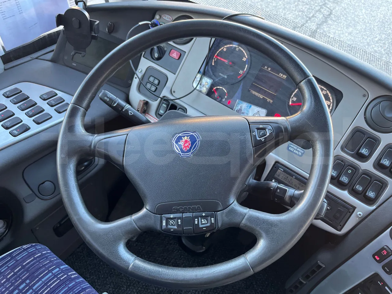 Irizar i6 12.35 - Euro5 - 294kW - 12.200mt - steering wheel photo
